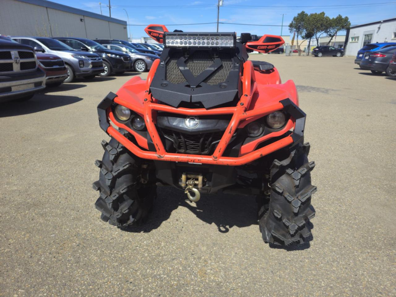 2018 Can-Am Outlander 1000 XT 850 XMR - Photo #11