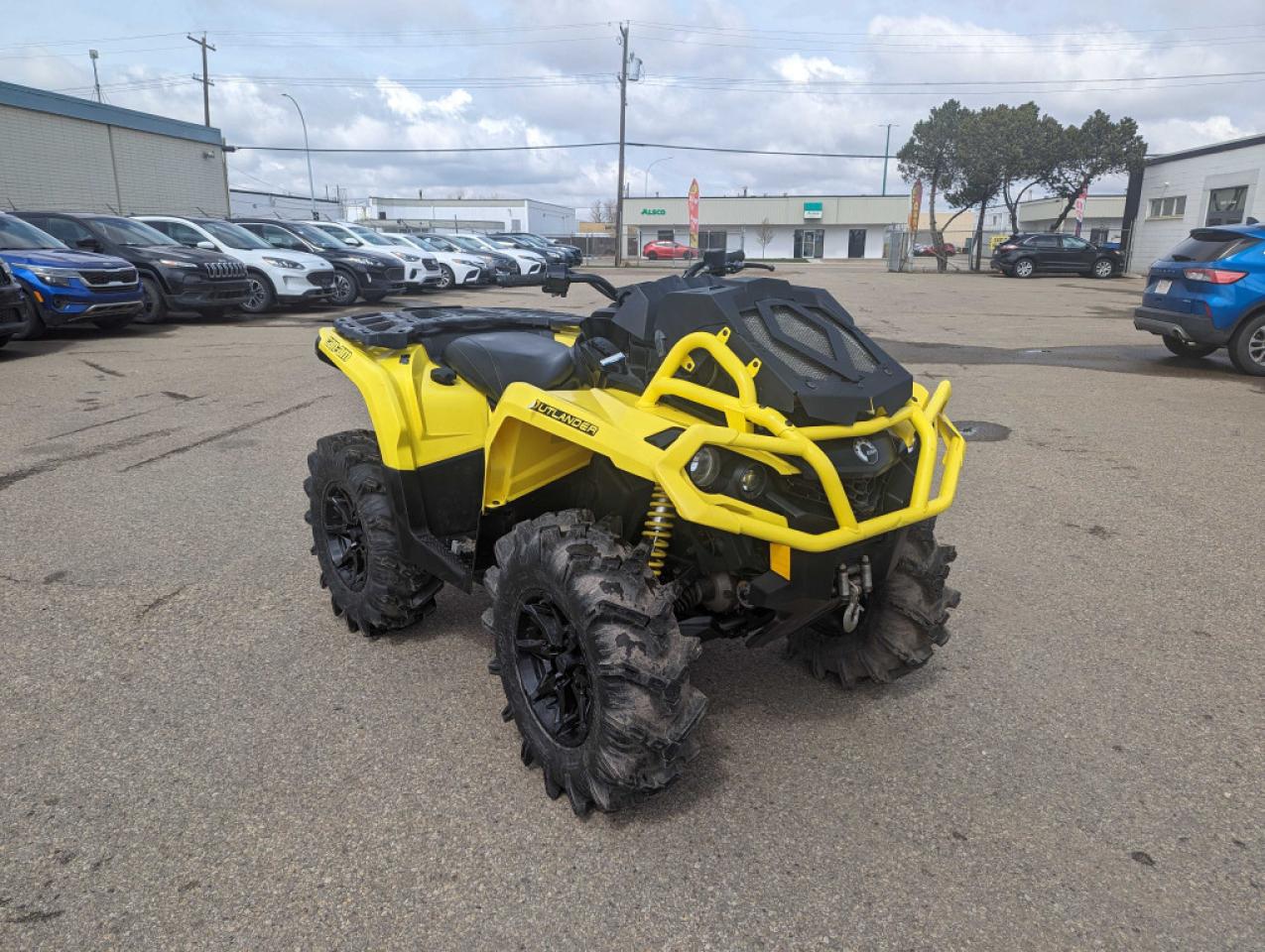 2019 Can-Am Outlander 1000 XT 850 XMR - Photo #6