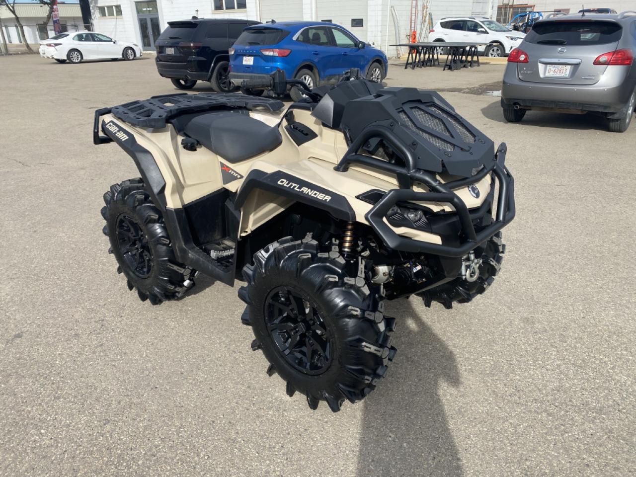 2023 Can-Am Outlander 1000 XT 850 XMR - Photo #2