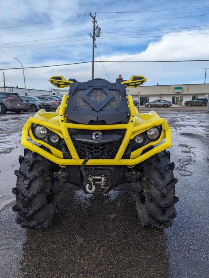 2019 Can-Am Outlander 1000 XT 850 XMR - Photo #2