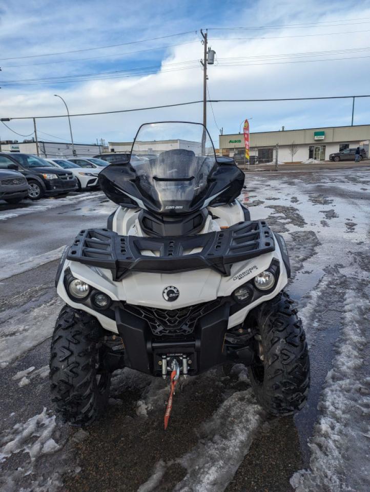 2021 Can-Am Outlander 1000 XT 850 XT MAX - Photo #2