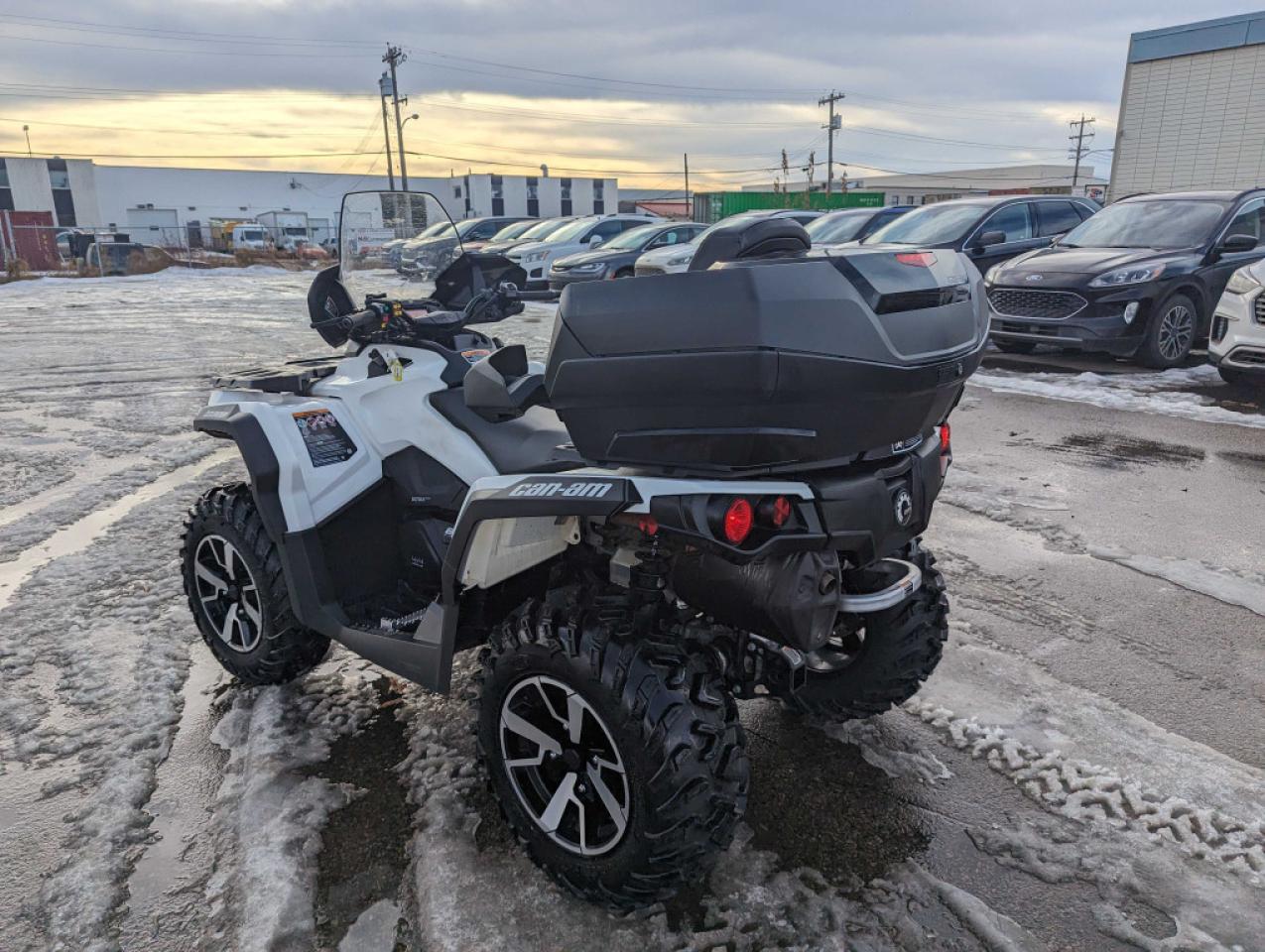 2021 Can-Am Outlander 1000 XT 850 XT MAX - Photo #6