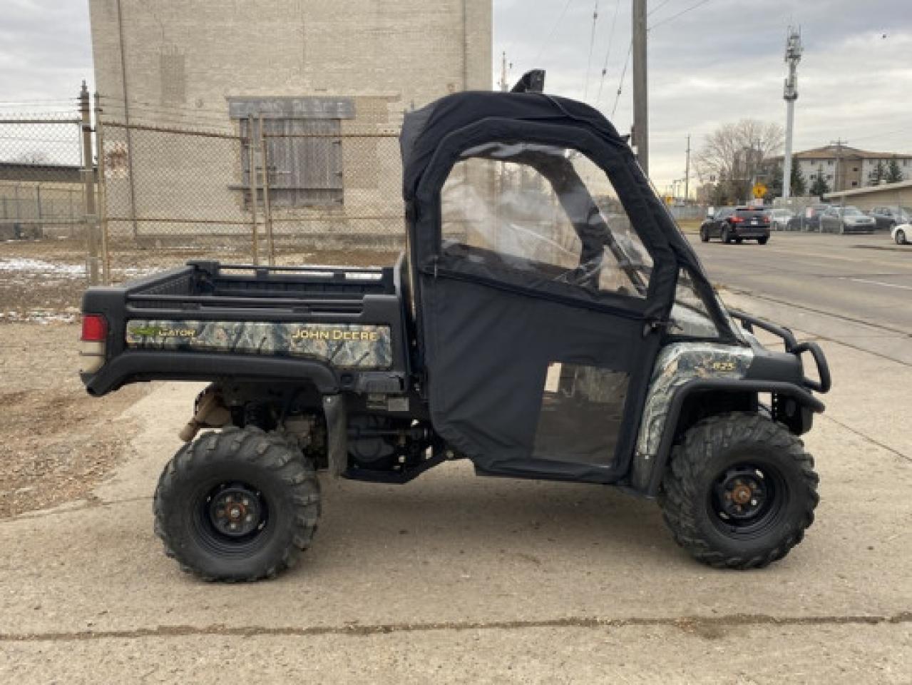 2011 John Deere 135 D Gator 825i - Photo #9