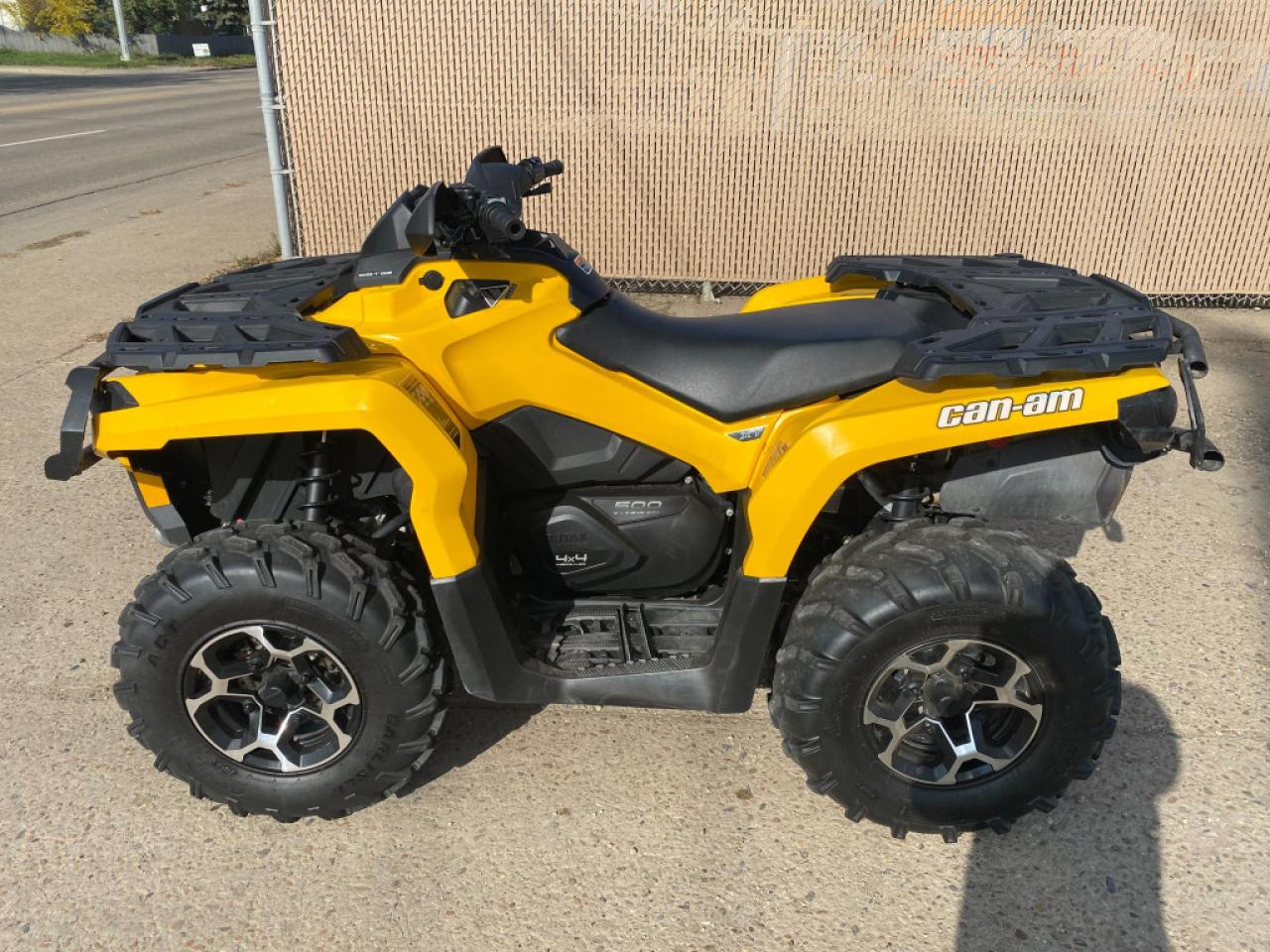 2014 Can-Am Outlander 1000 XT 500 - Photo #3