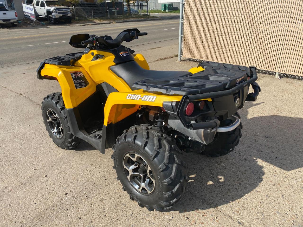 2014 Can-Am Outlander 1000 XT 500 - Photo #4