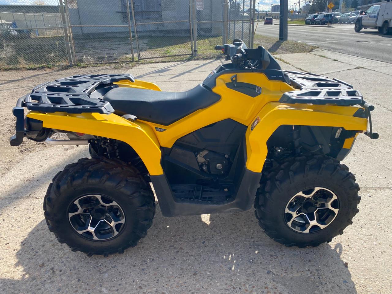 2014 Can-Am Outlander 1000 XT 500 - Photo #8