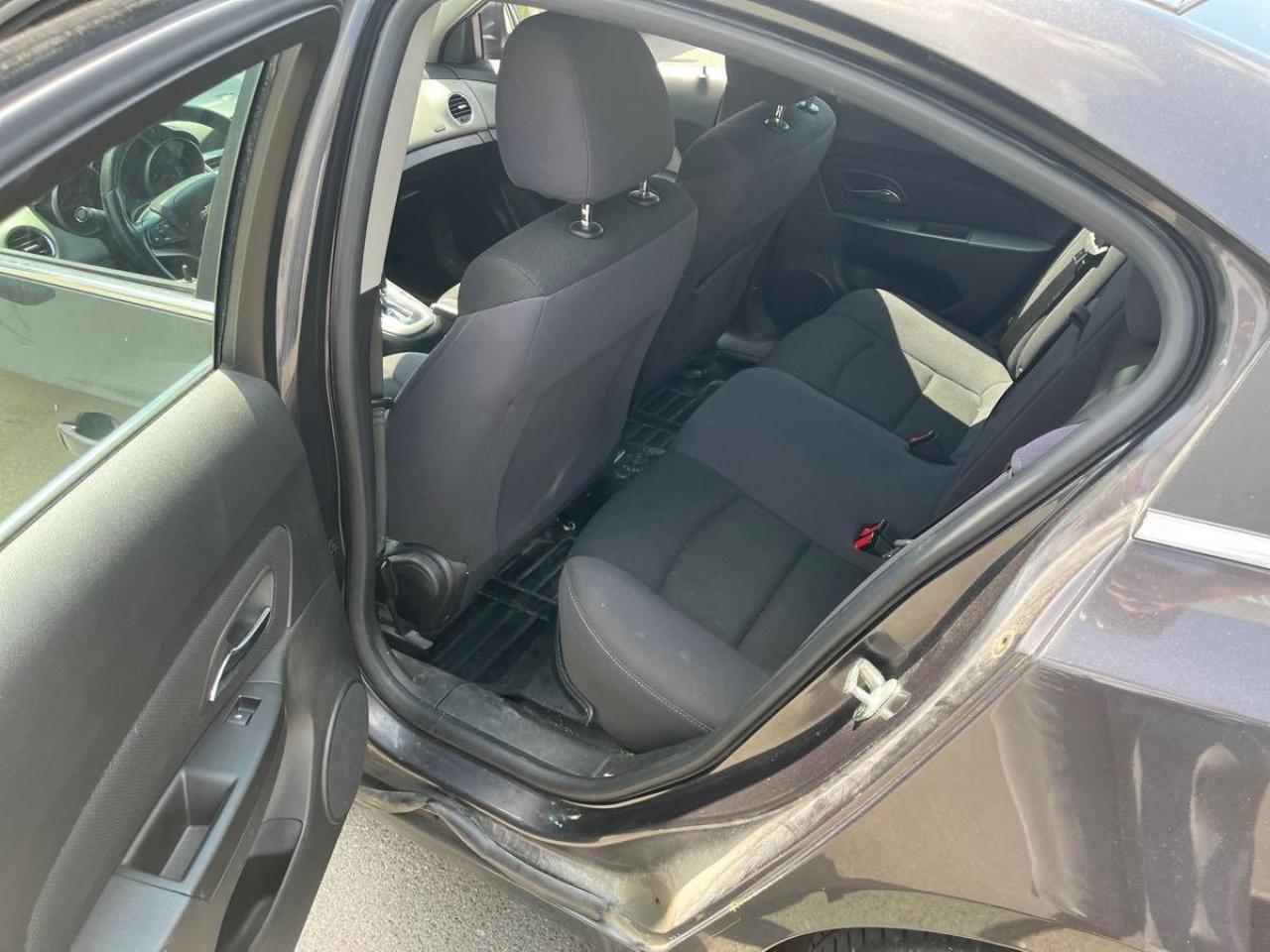 2014 Chevrolet Cruze 4dr Sdn 1LT - Photo #9