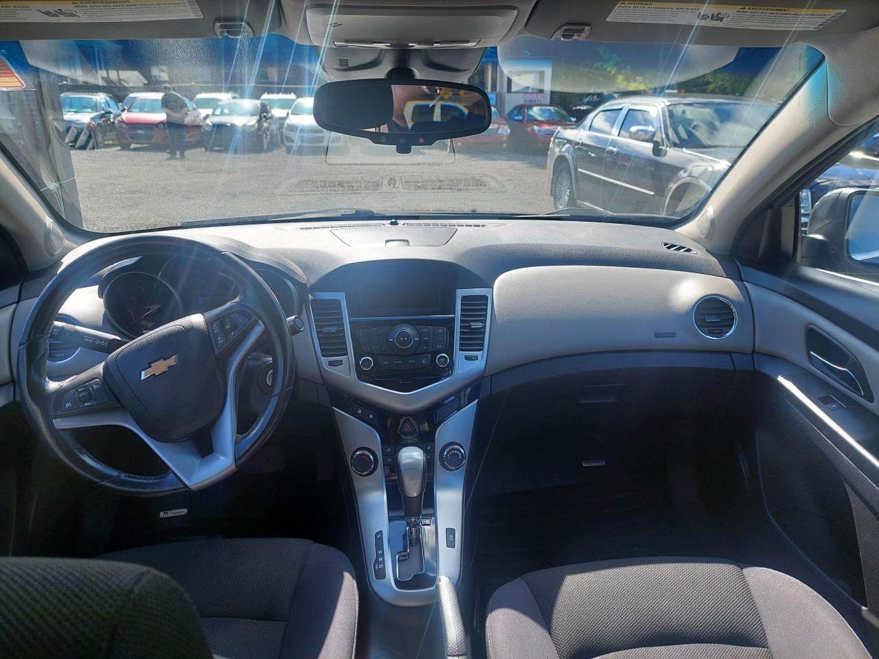 2014 Chevrolet Cruze 4dr Sdn 1LT - Photo #13