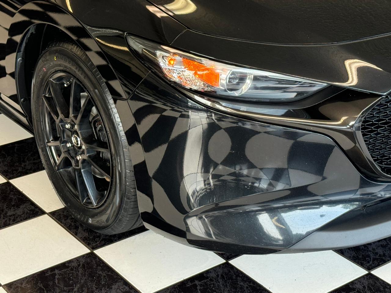 2019 Mazda MAZDA3 GS Hatch+Adaptive Cruise+New+Brakes+CLEAN CARFAX - Photo #33