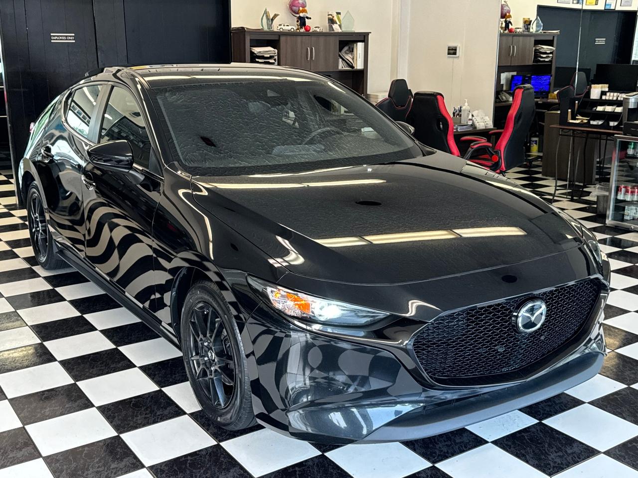 2019 Mazda MAZDA3 GS Hatch+Adaptive Cruise+New+Brakes+CLEAN CARFAX - Photo #8