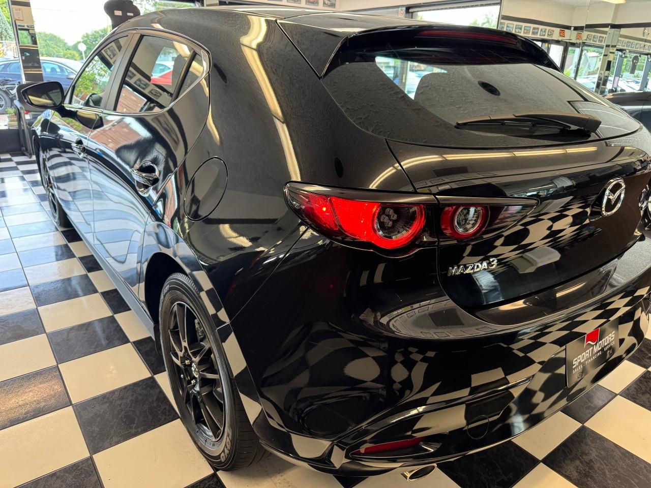 2019 Mazda MAZDA3 GS Hatch+Adaptive Cruise+New+Brakes+CLEAN CARFAX Photo92