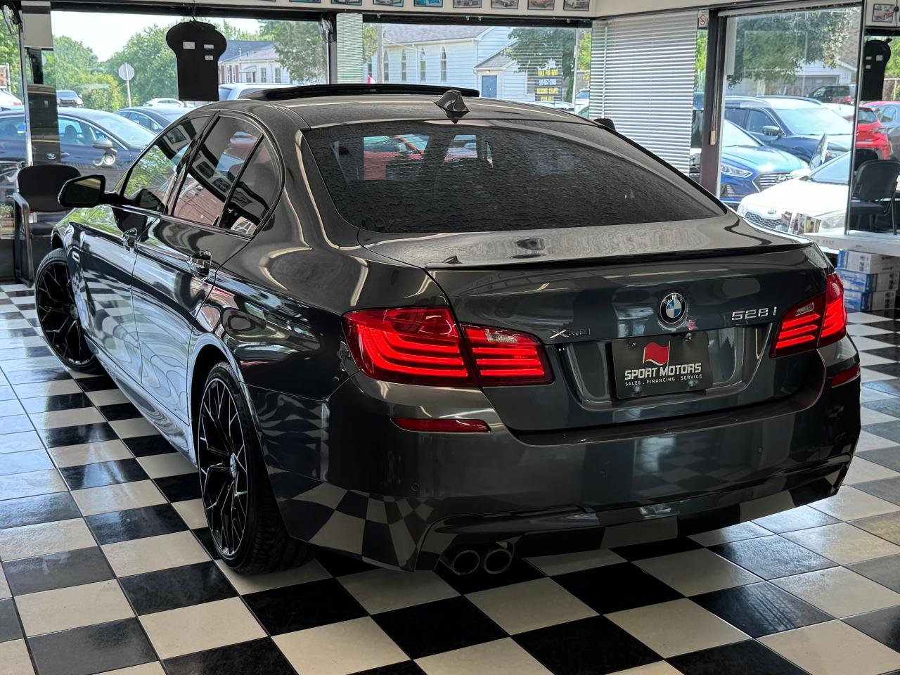 2016 BMW 5 Series 528i Xdrive M Sport PKG+New Tires+Brakes+GPS+Roof - Photo #13