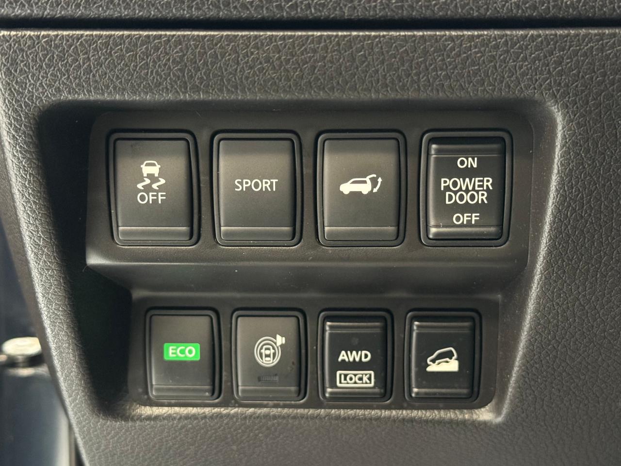 2016 Nissan Rogue SV Tech AWD+Roof+BSM+GPS+360Camera+CLEAN CARFAX - Photo #48