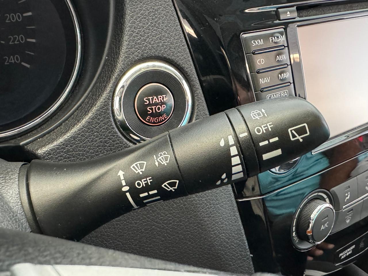2016 Nissan Rogue SV Tech AWD+Roof+BSM+GPS+360Camera+CLEAN CARFAX - Photo #44