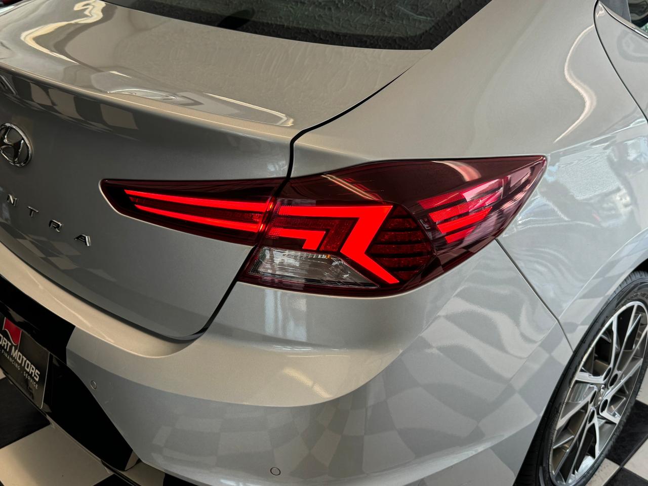 2019 Hyundai Elantra ULTIMATE+New Tires+Brakes+BSM+Roof+GPS+CleanCarfax - Photo #63