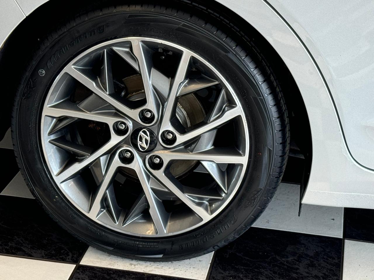 2019 Hyundai Elantra ULTIMATE+New Tires+Brakes+BSM+Roof+GPS+CleanCarfax - Photo #55