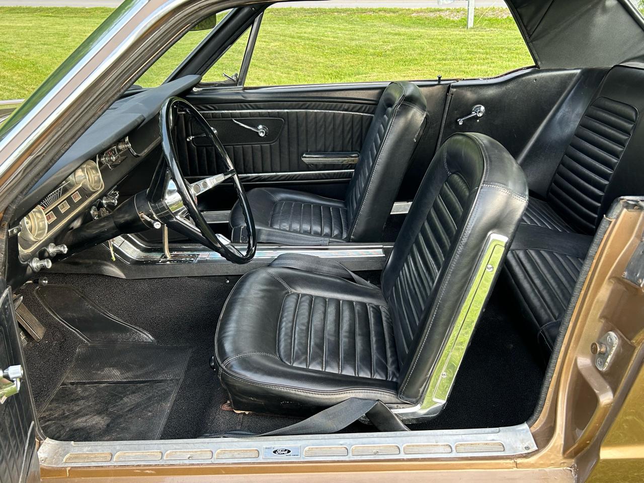 1965 Ford Mustang  - Photo #38