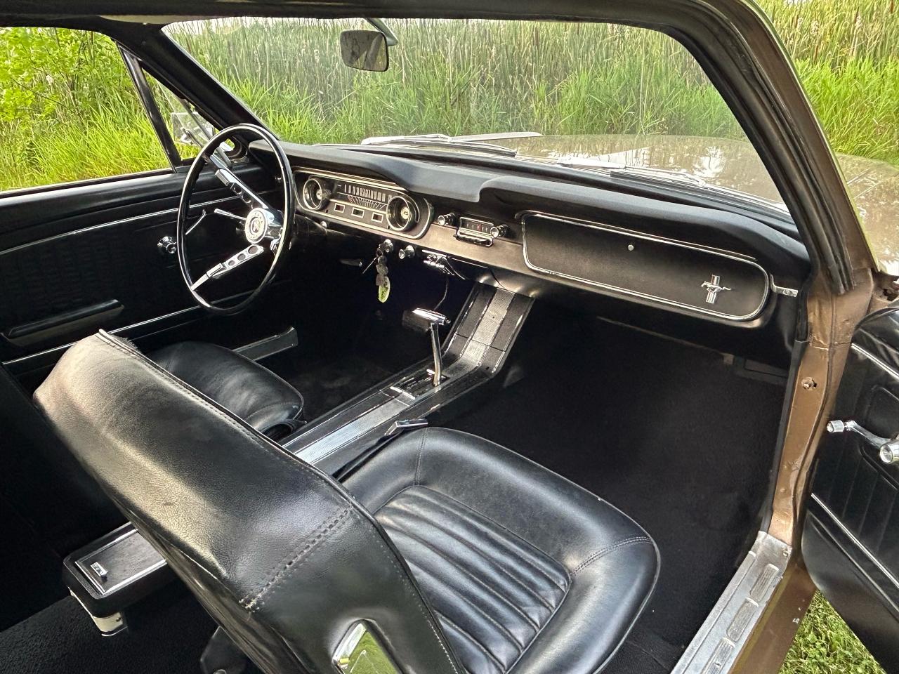 1965 Ford Mustang  - Photo #41