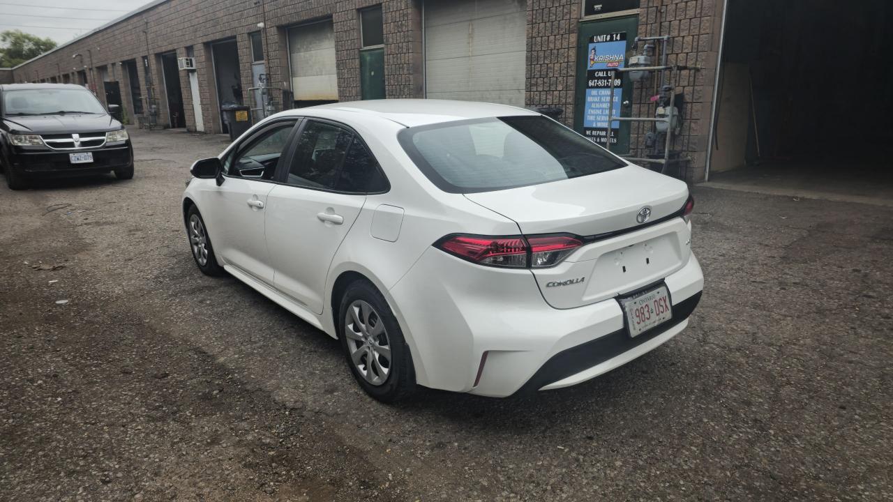 2020 Toyota Corolla LE - Photo #6