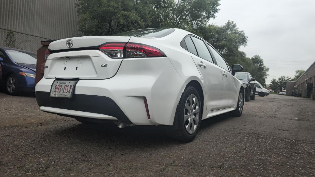 2020 Toyota Corolla LE - Photo #2