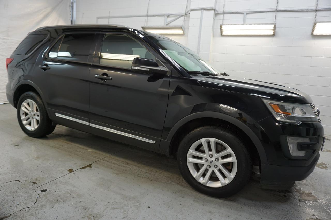 Used 2017 Ford Explorer XLT CERTIFIED *ACCIDENT FREE* CAMERA BLUETOOTH HEATED SEATS CRUISE ALLOYS for sale in Burlington, ON