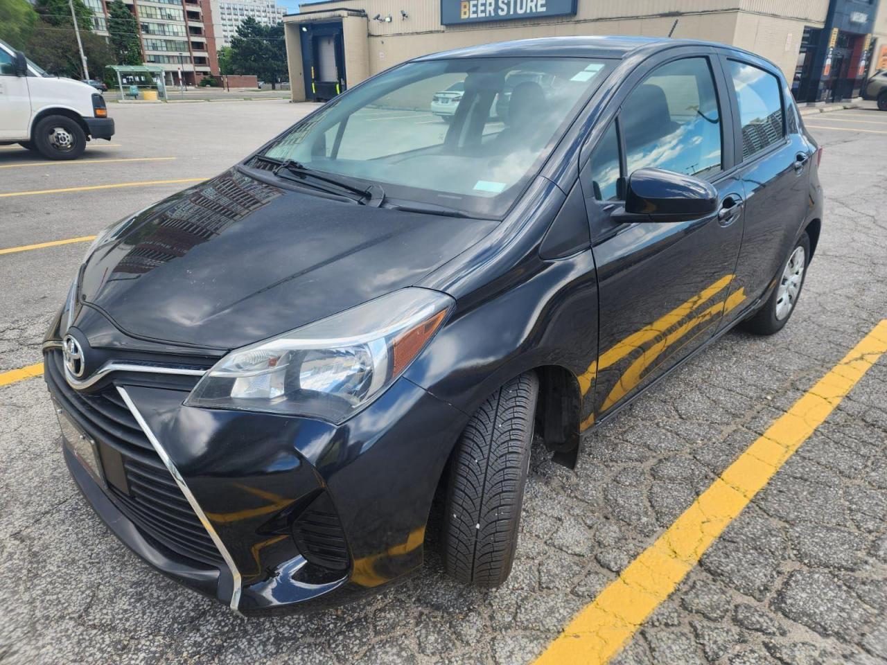 2016 Toyota Yaris 5dr HB Auto LE - Photo #2