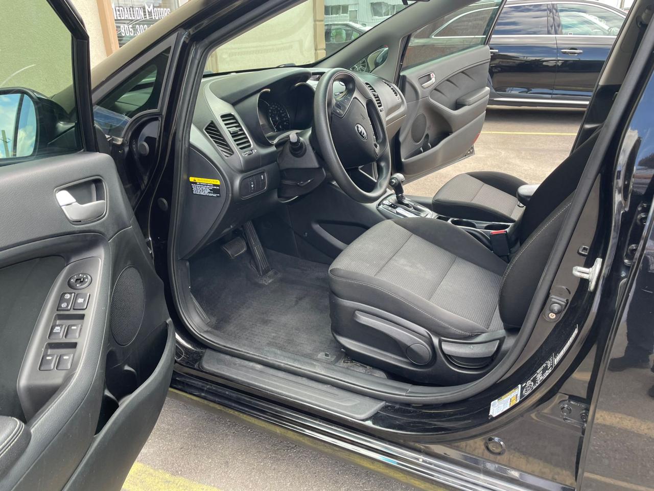2018 Kia Forte AUTO NO ACCIDENT BLUETOOTH PW PL PM KEYLESS - Photo #14
