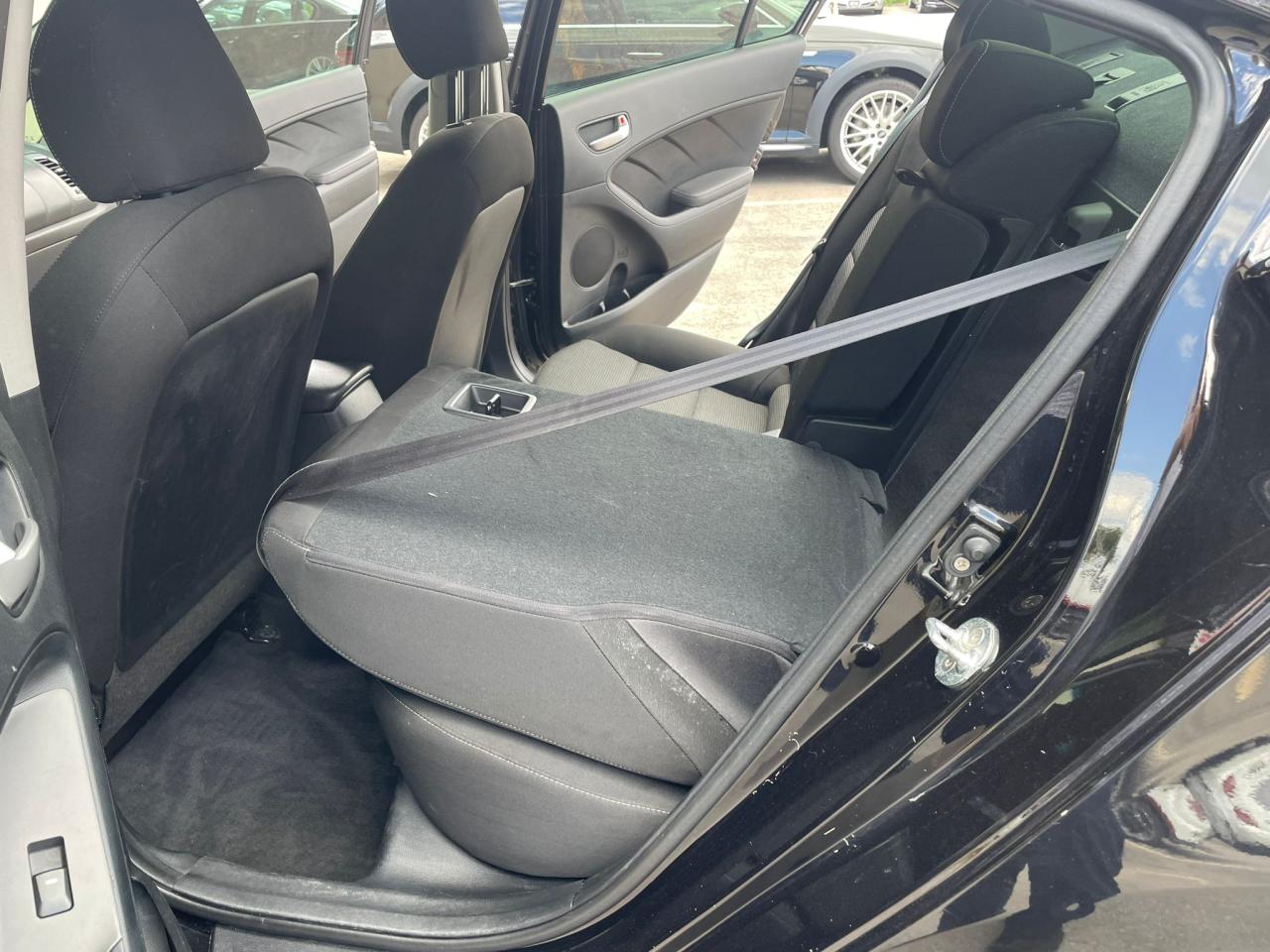 2018 Kia Forte AUTO NO ACCIDENT BLUETOOTH PW PL PM KEYLESS - Photo #16