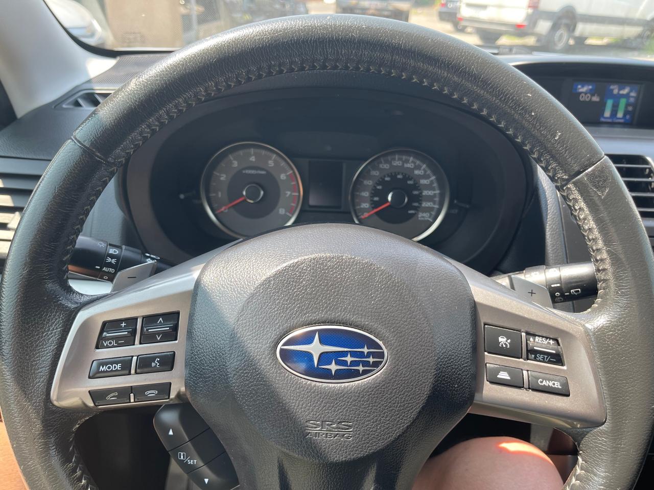 2015 Subaru Forester 2.5i Touring - Photo #9