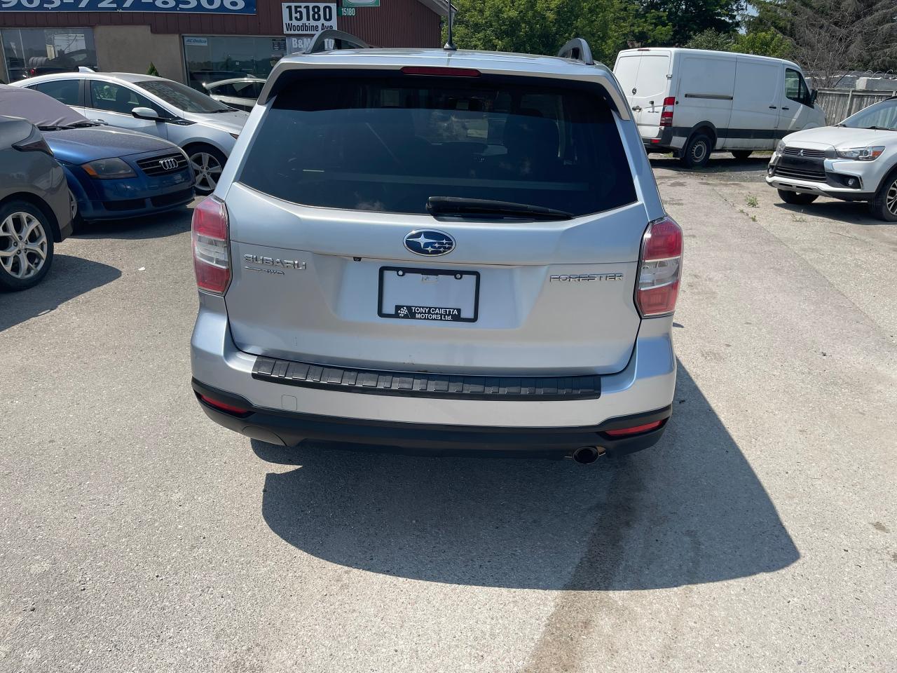 2015 Subaru Forester 2.5i Touring - Photo #5