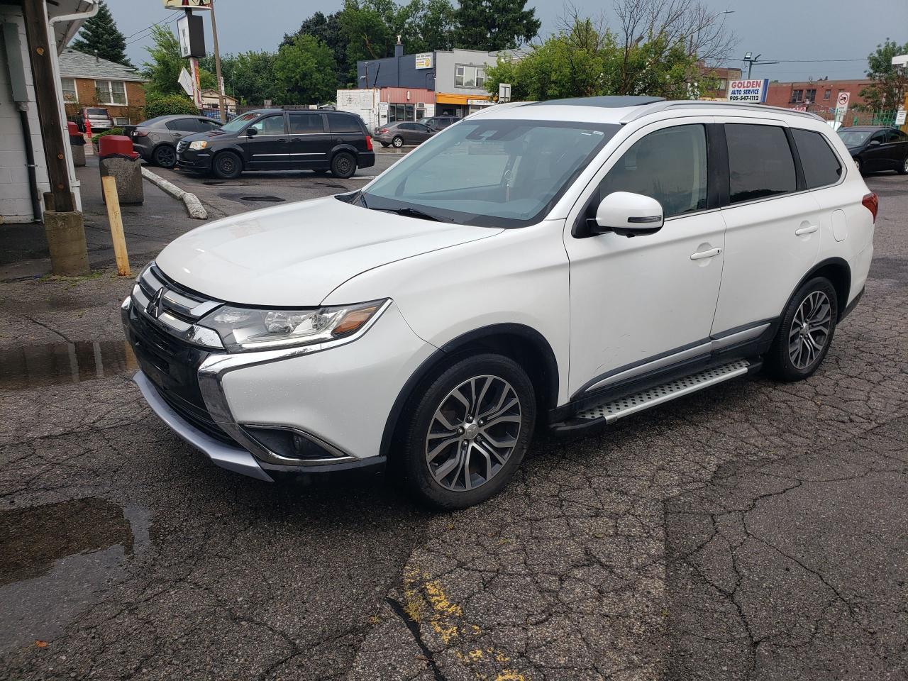 2017 Mitsubishi Outlander GT - Photo #8