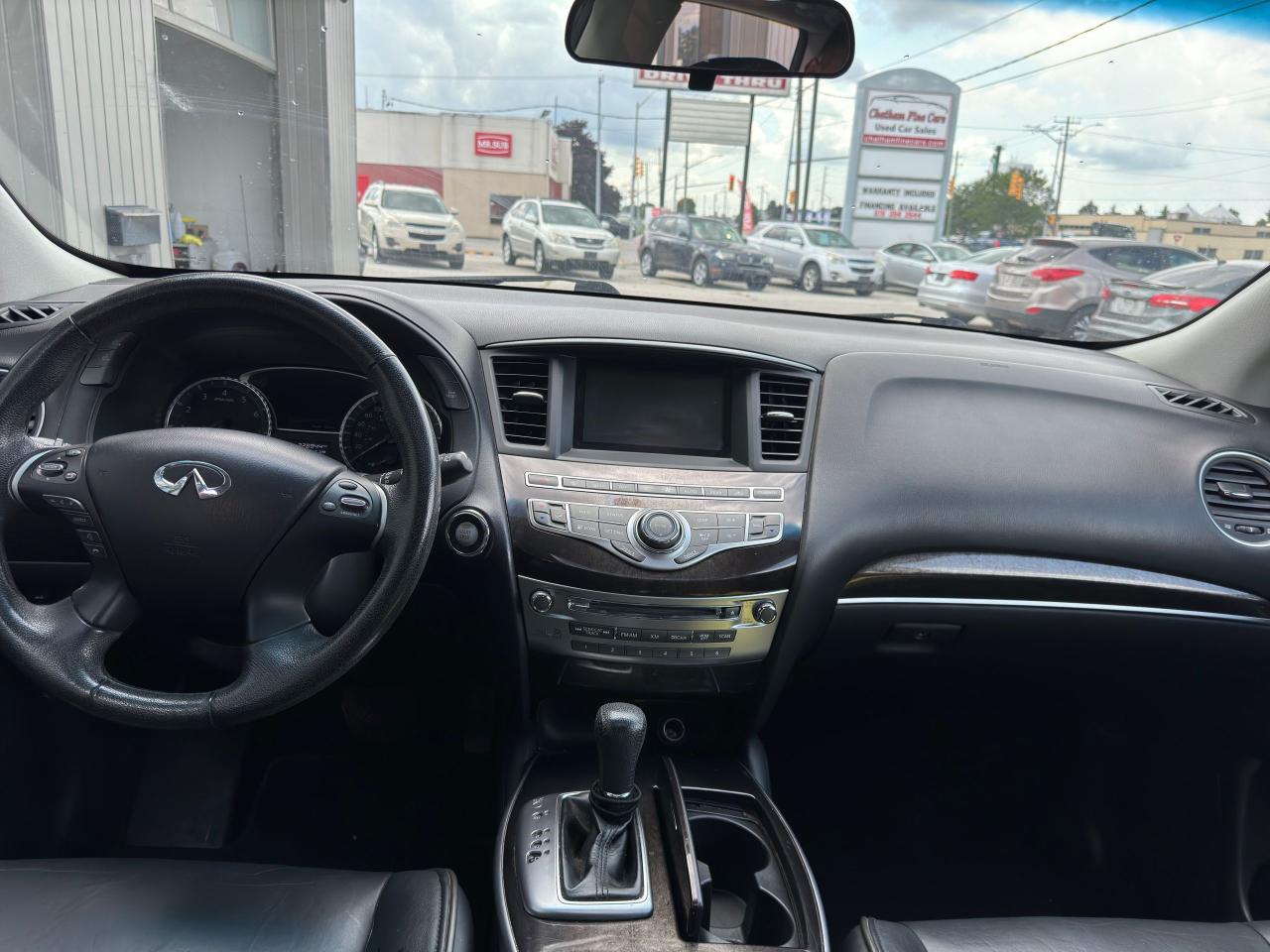 2013 Infiniti JX35  - Photo #6