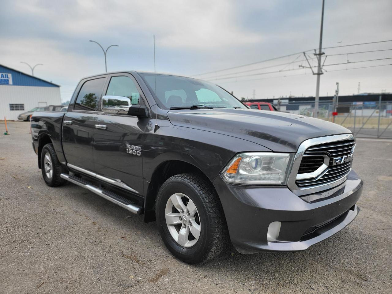 Used 2016 RAM 1500 4WD CREW CAB 140.5