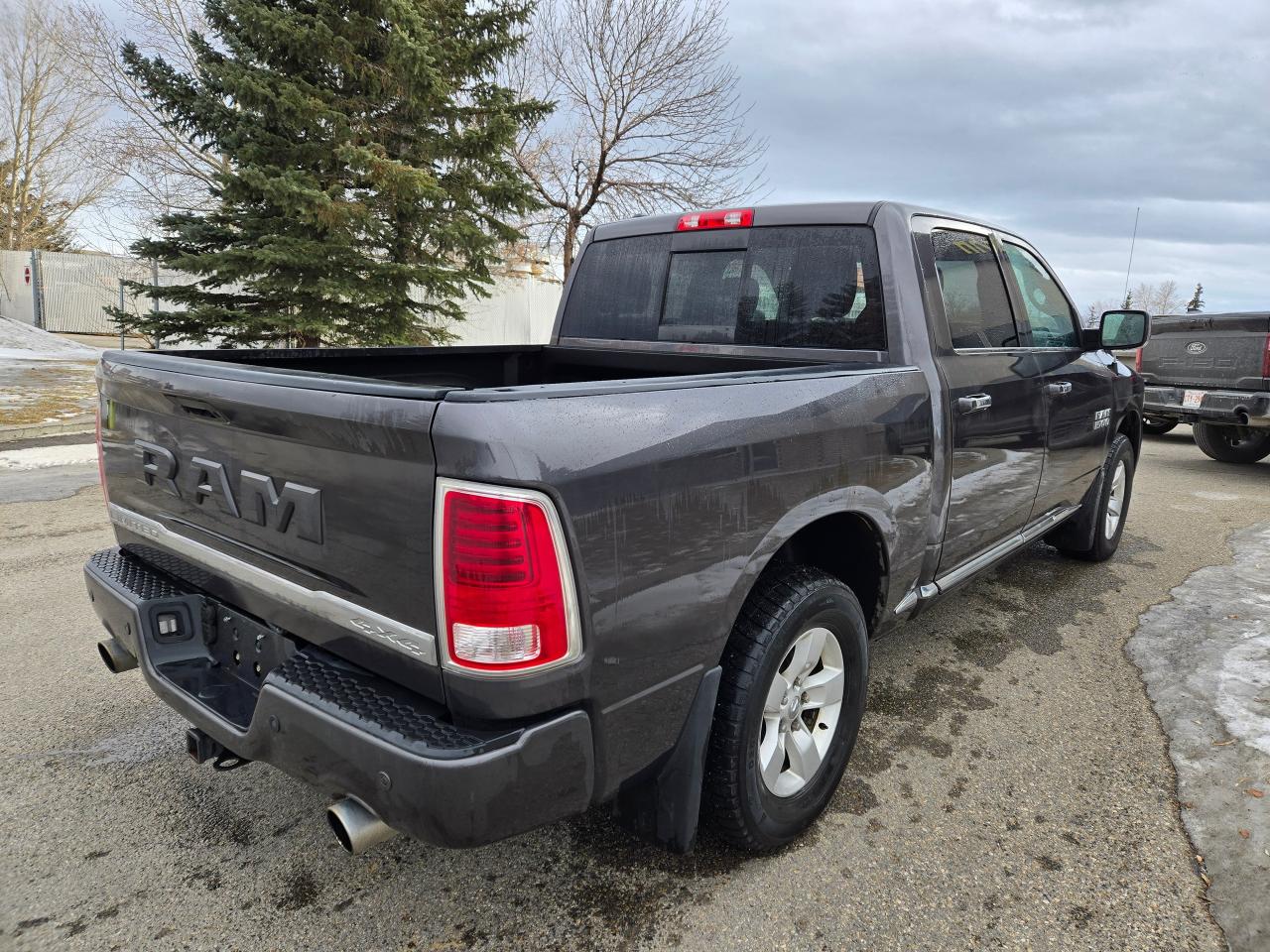 2016 RAM 1500 4WD CREW CAB LIMITED | ALL CREDIT ACCEPTED!! - Photo #7