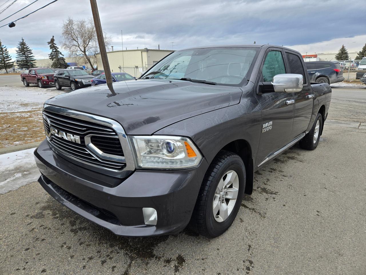 2016 RAM 1500 4WD CREW CAB LIMITED | ALL CREDIT ACCEPTED!! - Photo #3