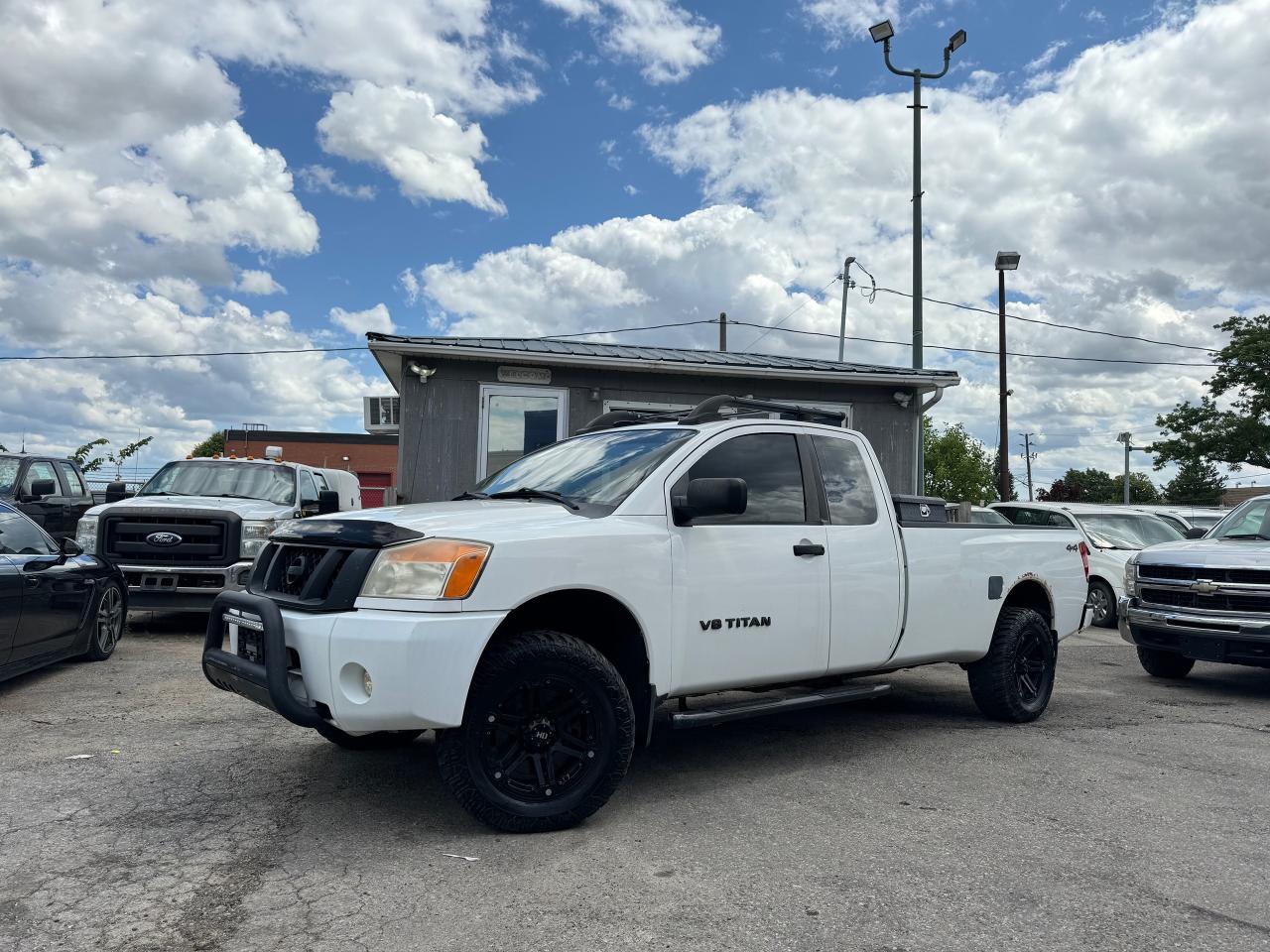 Used 2008 Nissan Titan 4WD for sale in Brampton, ON