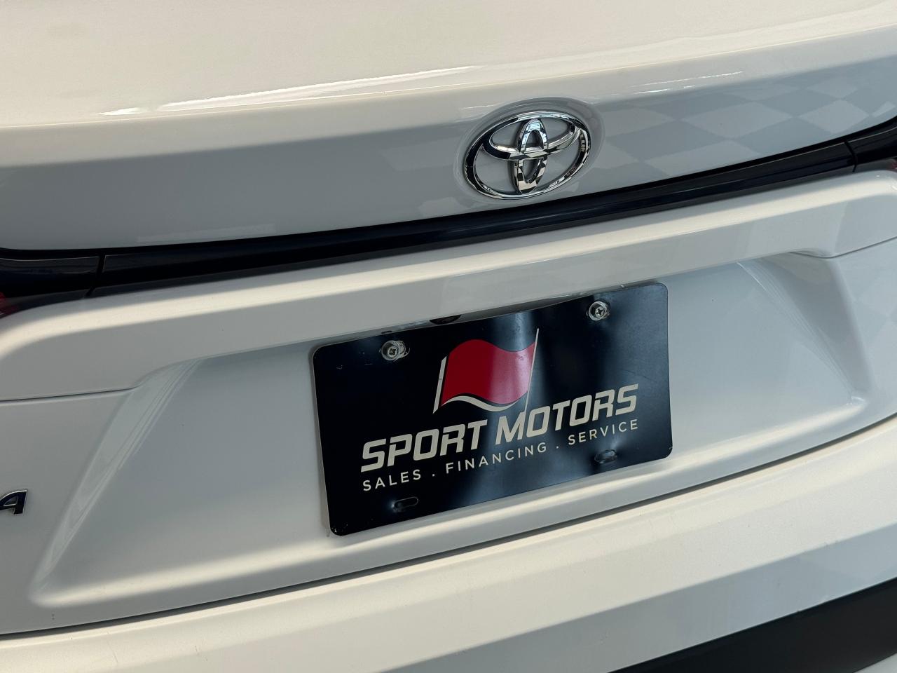2020 Toyota Corolla LE Upgrade+BSM+Roof+Wireless Charger+CLEAN CARFAX - Photo #56