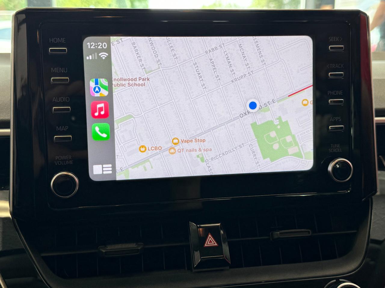 2020 Toyota Corolla LE Upgrade+BSM+Roof+Wireless Charger+CLEAN CARFAX - Photo #25