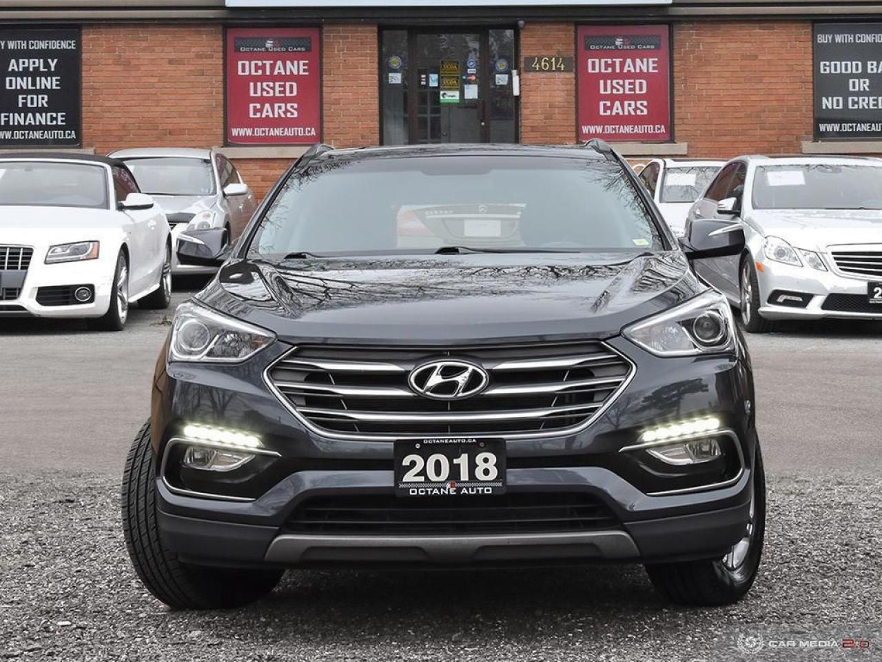2018 Hyundai Santa Fe Sport 2.4 AWD - Photo #2