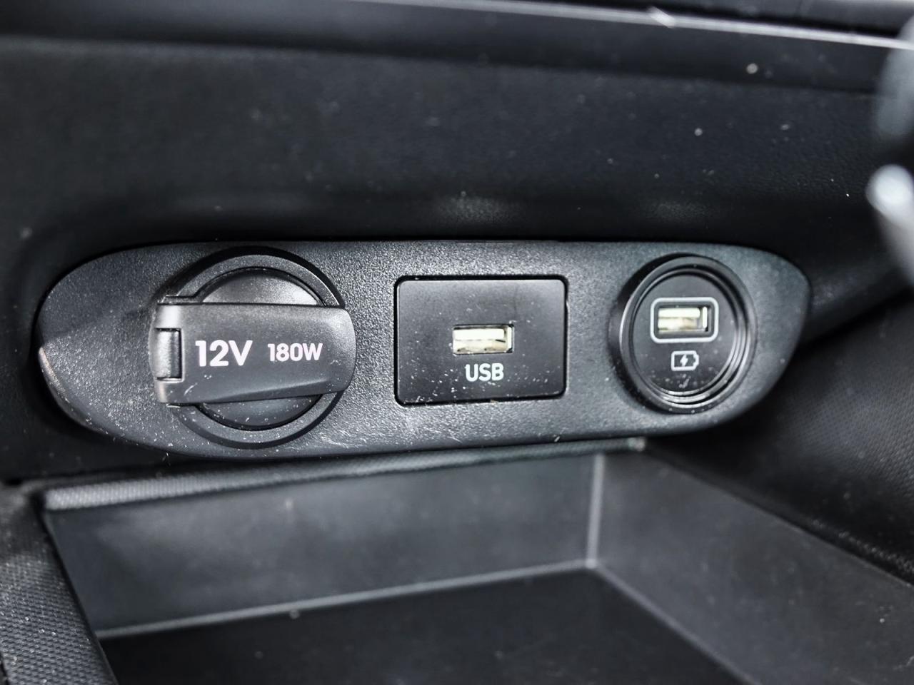 2022 Hyundai Elantra Preferred - Photo #18
