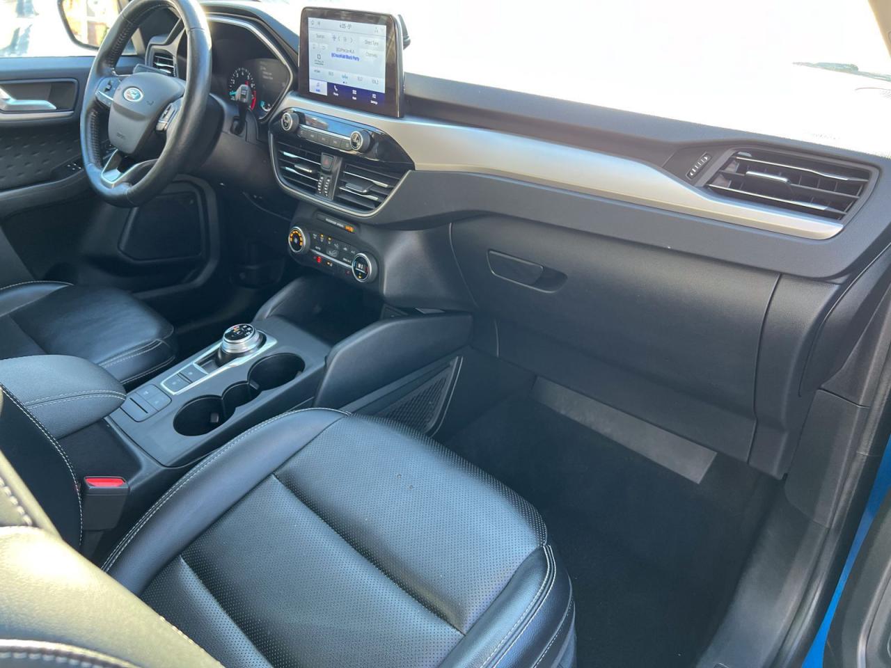 2020 Ford Escape SEL AWD - Photo #11