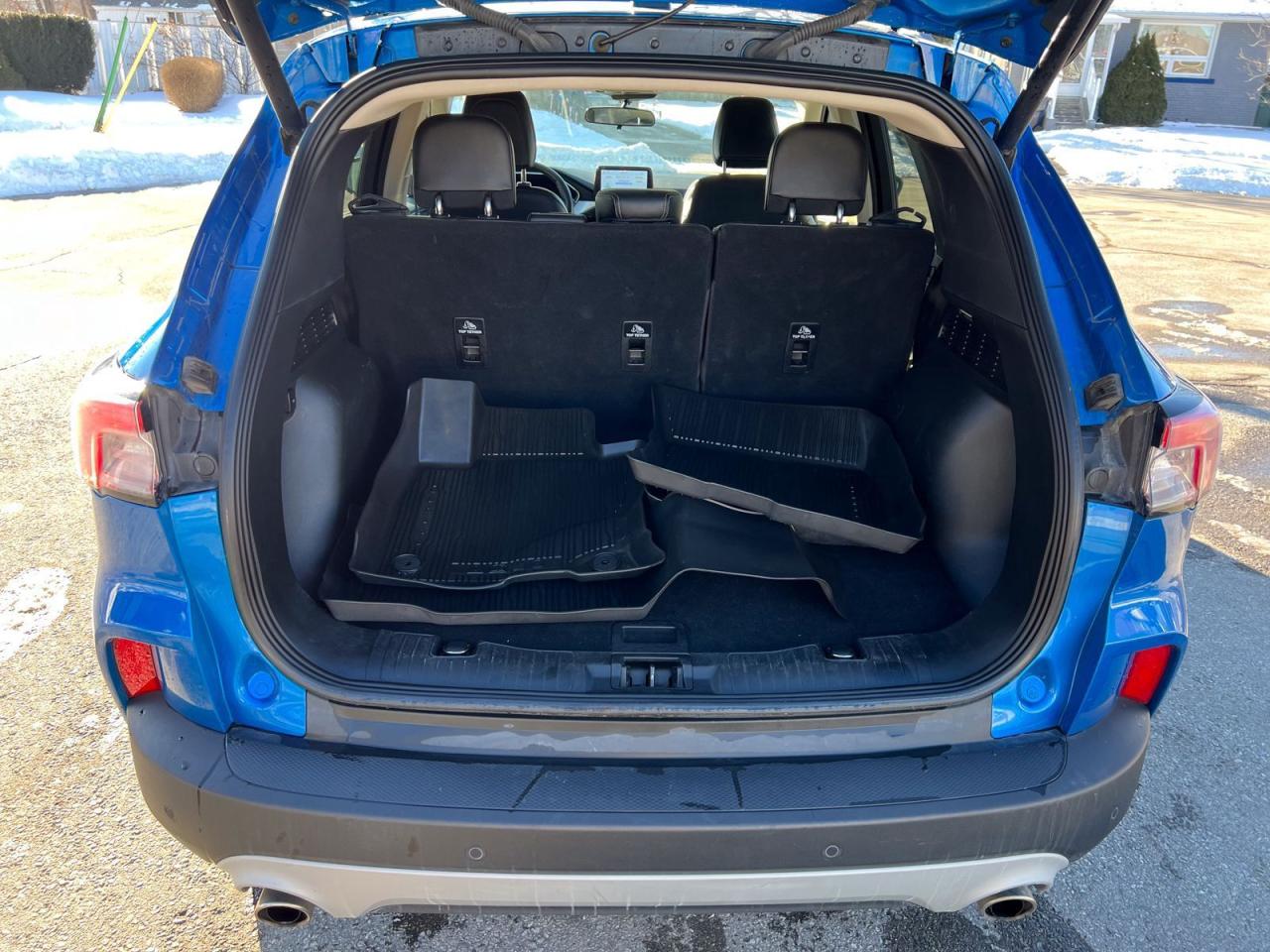 2020 Ford Escape SEL AWD - Photo #12