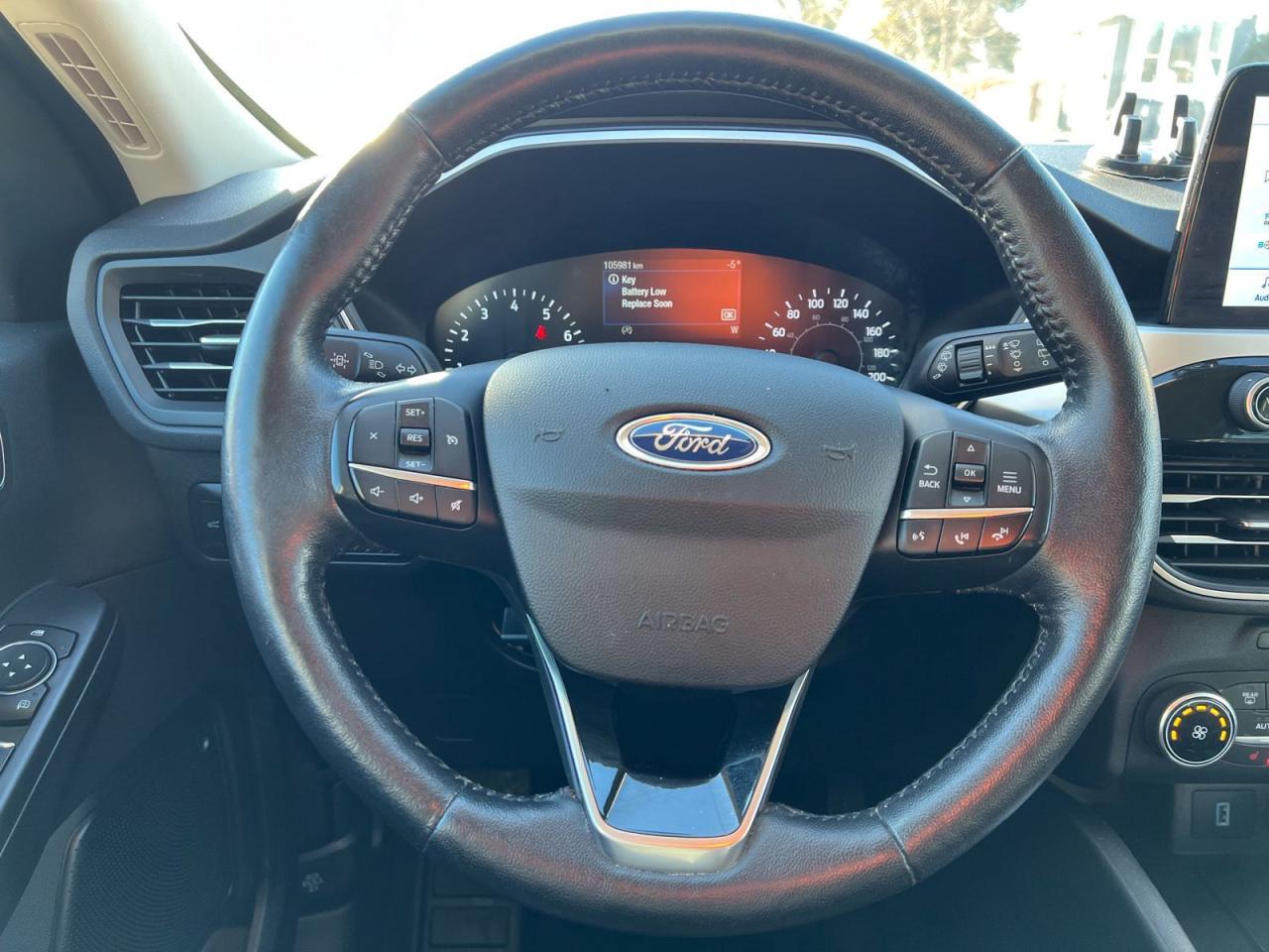 2020 Ford Escape SEL AWD - Photo #16