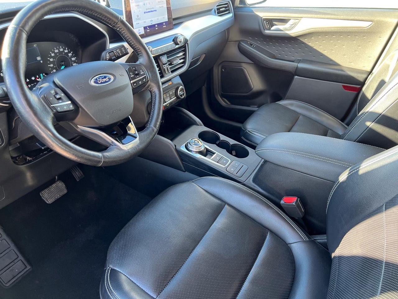 2020 Ford Escape SEL AWD - Photo #17
