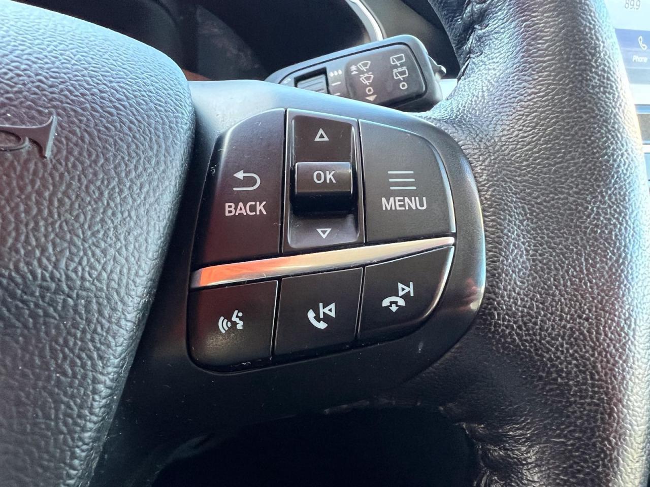 2020 Ford Escape SEL AWD - Photo #21