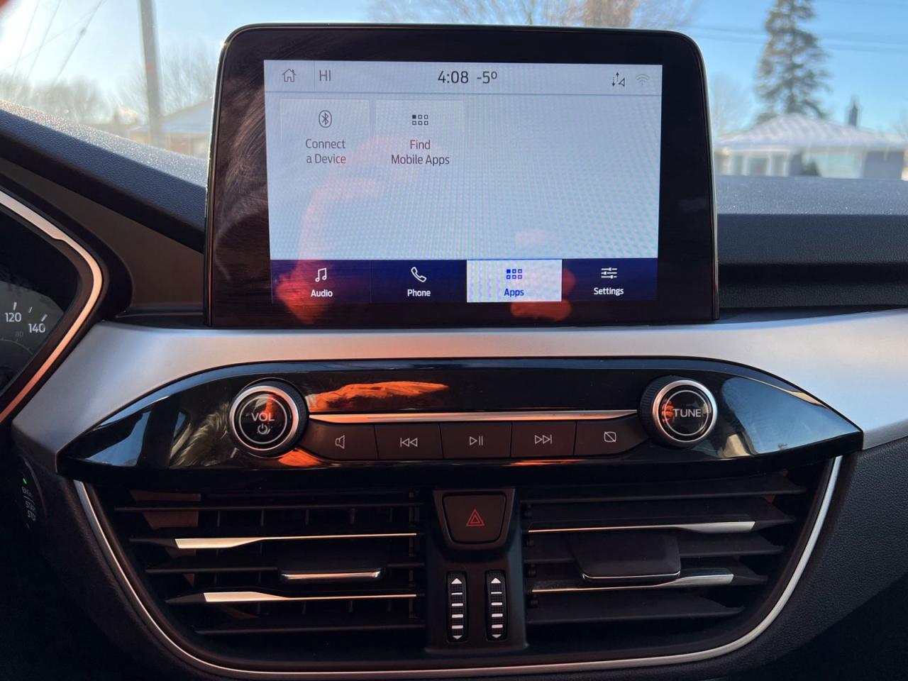 2020 Ford Escape SEL AWD - Photo #28