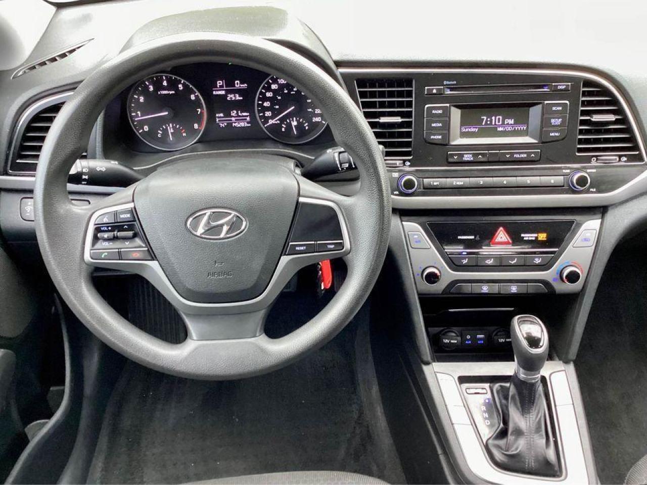 2017 Hyundai Elantra No Accidents - Safety Certified - Photo #3
