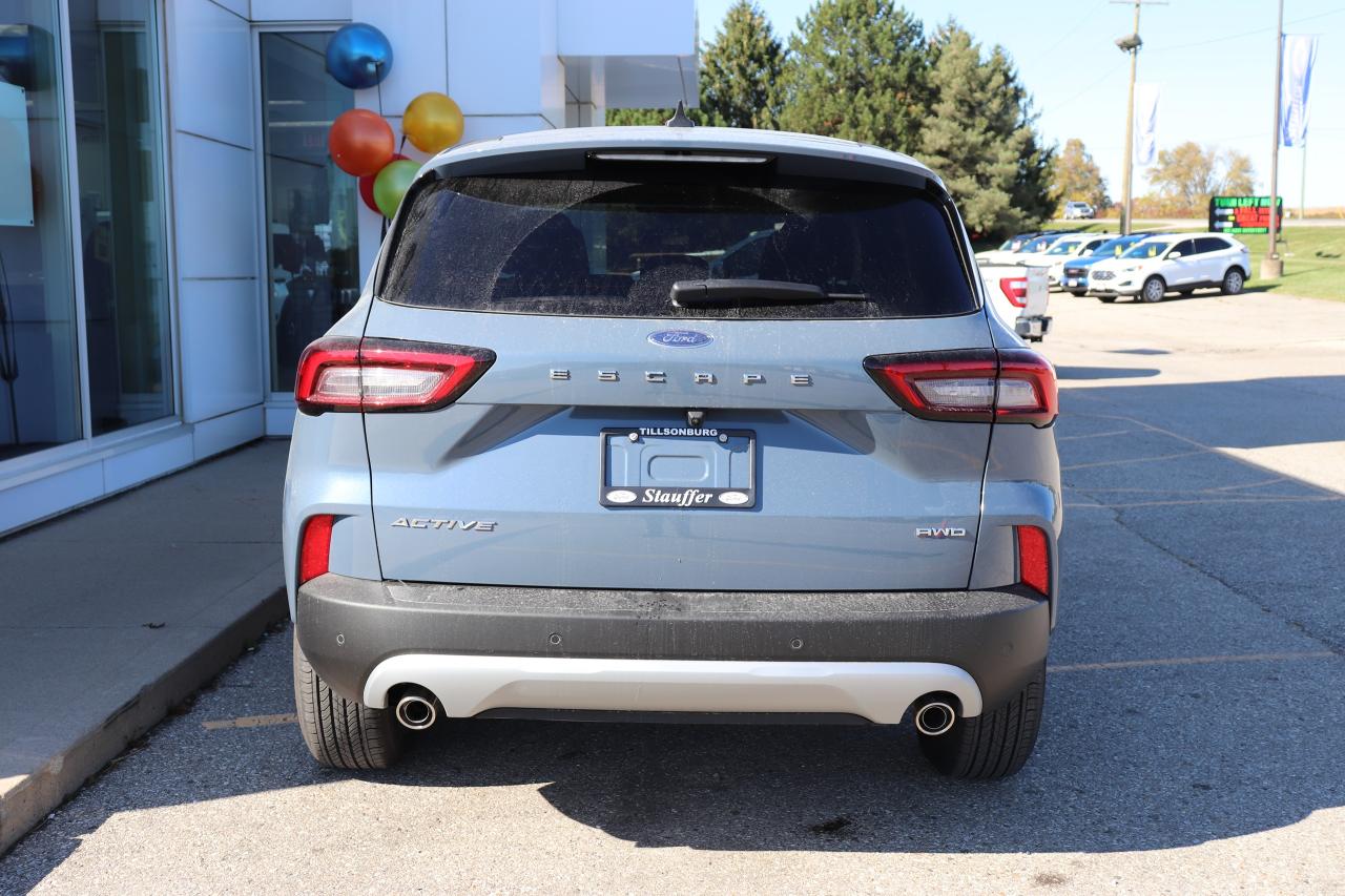 2025 Ford Escape Active AWD Photo