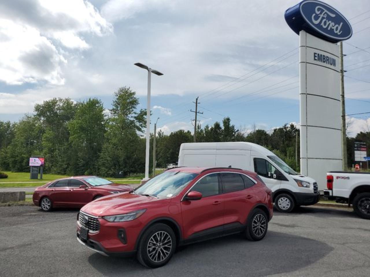 Used 2023 Ford Escape PHEV for sale in Embrun, ON