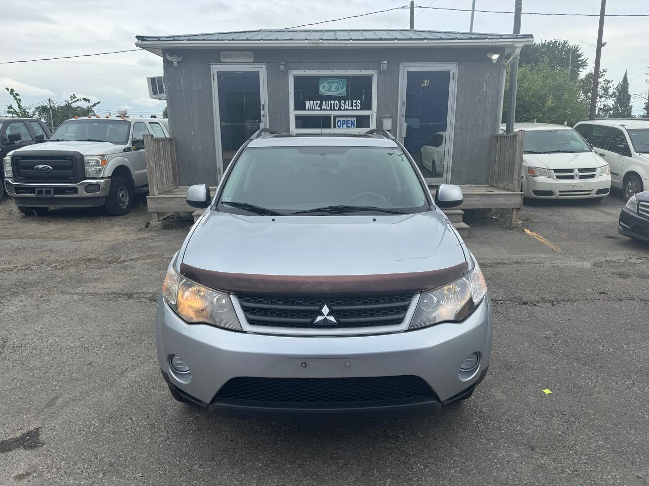 2008 Mitsubishi Outlander 4WD 4dr LS 7-pass - Photo #2